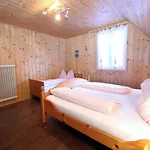 Chalet In Nahe Klippitztoerl Prebl